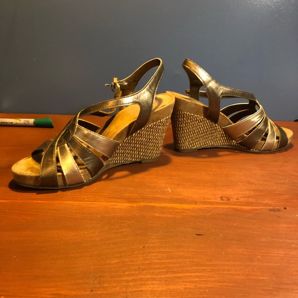 Aerosoles wedge/sandal - Picture 3 of 4